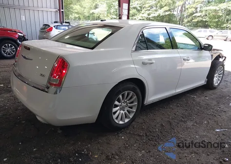 2013 Chrysler 300 Motown z USA, uszkodzony, nr VIN 2C3CCAAG9DH527790